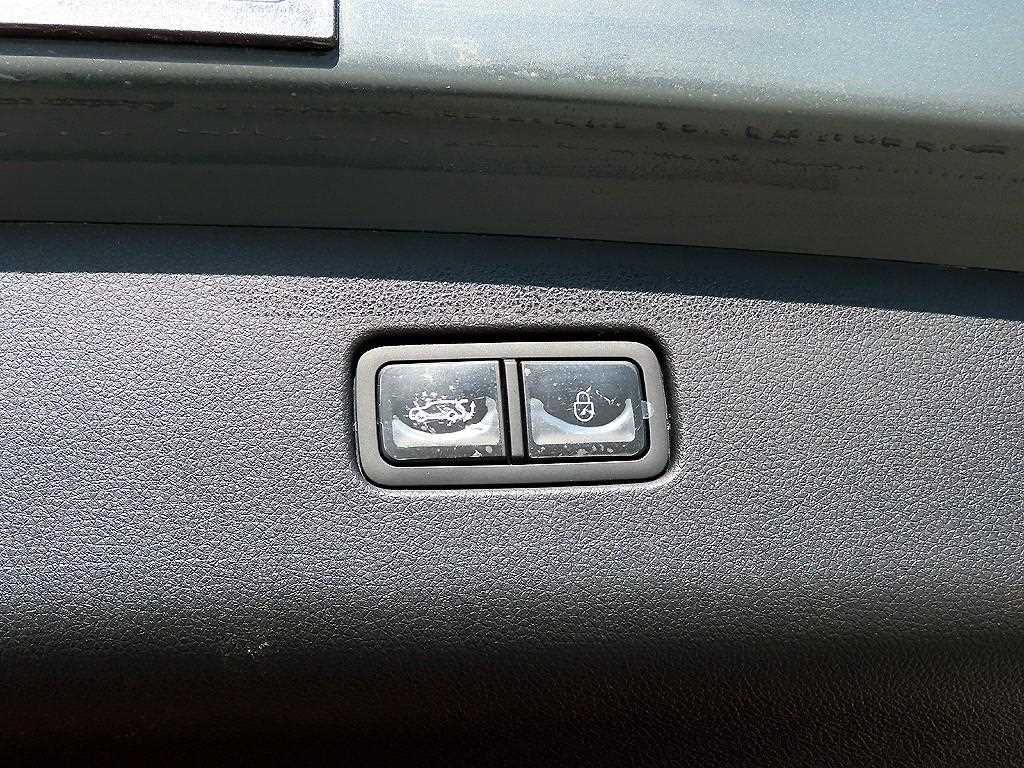 Genesis GV70 2025 Gris - Importación desde Corea - HF Imports Iquique - Foto 16