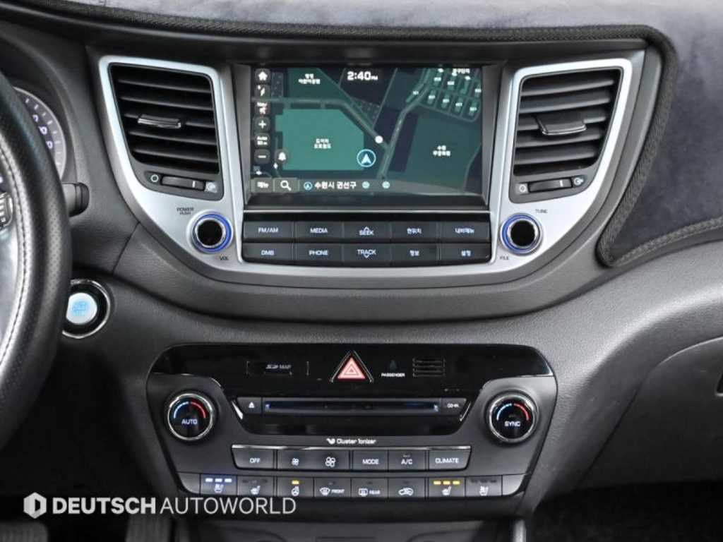 HYUNDAI Tucson - Vista 9