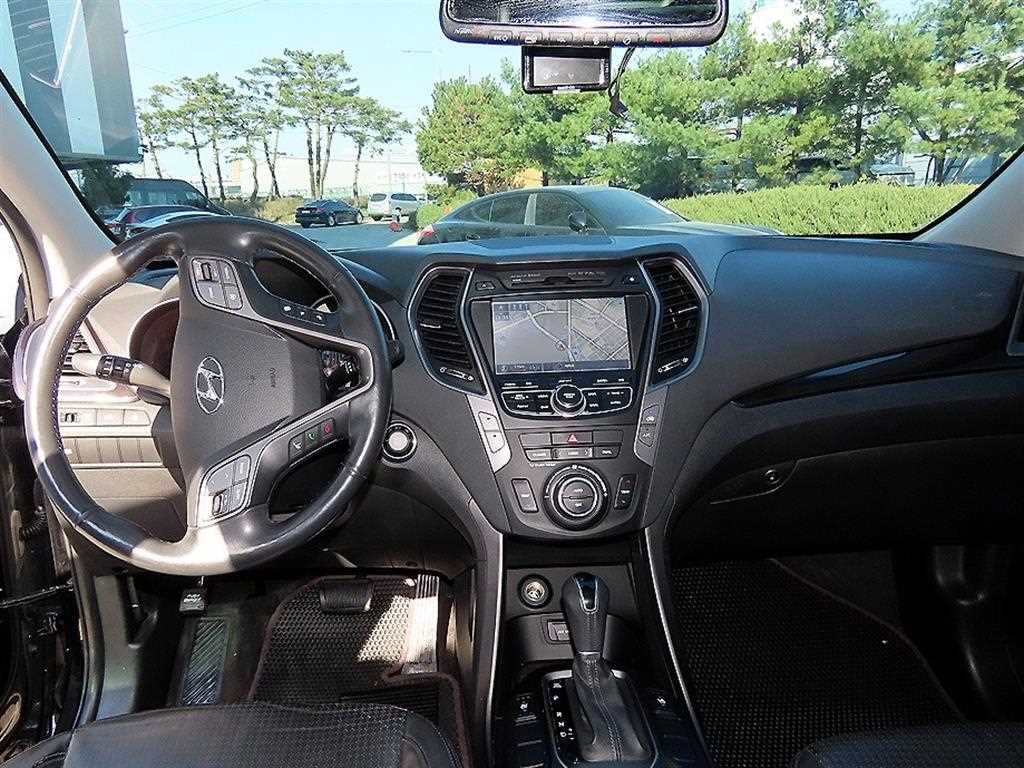 HYUNDAI Santa Fe - Vista 7