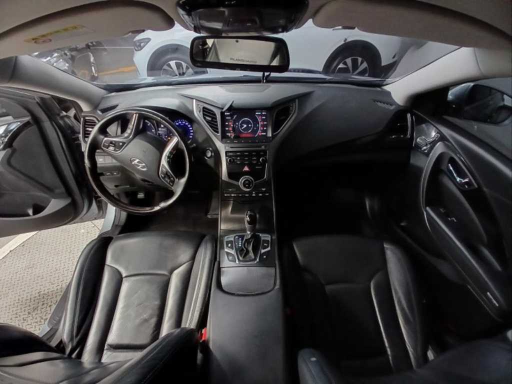 HYUNDAI Grandeur - Vista 6