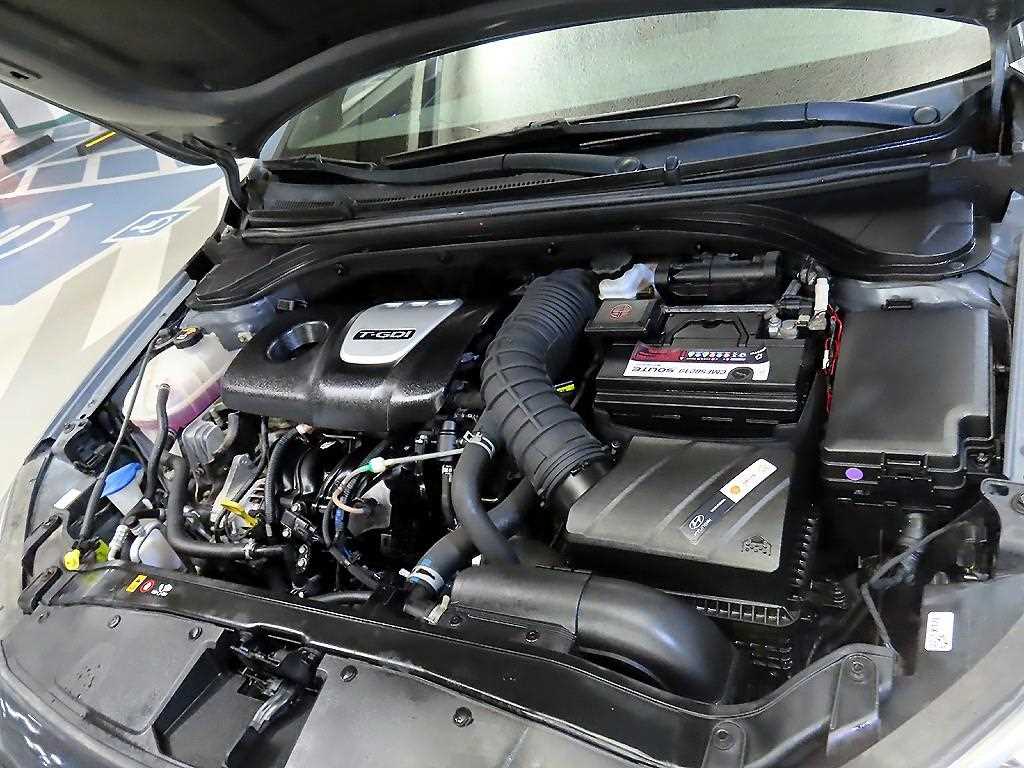 HYUNDAI Avante 2018 Gris - Importación desde Corea - HF Imports Iquique - Foto 19