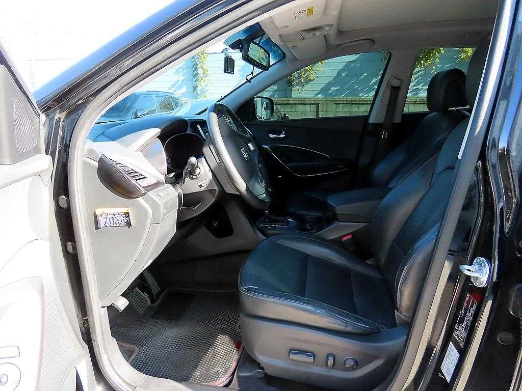 HYUNDAI Santa Fe - Vista 5