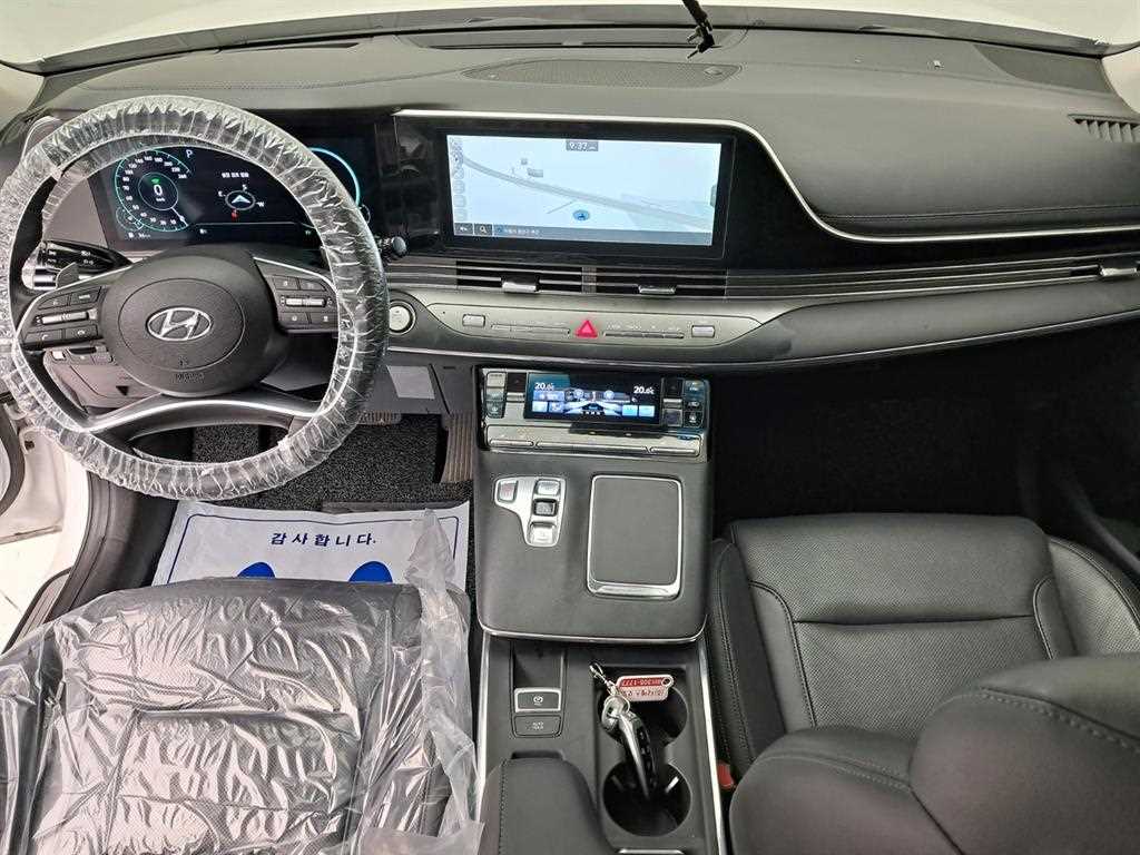 HYUNDAI Grandeur - Vista 6