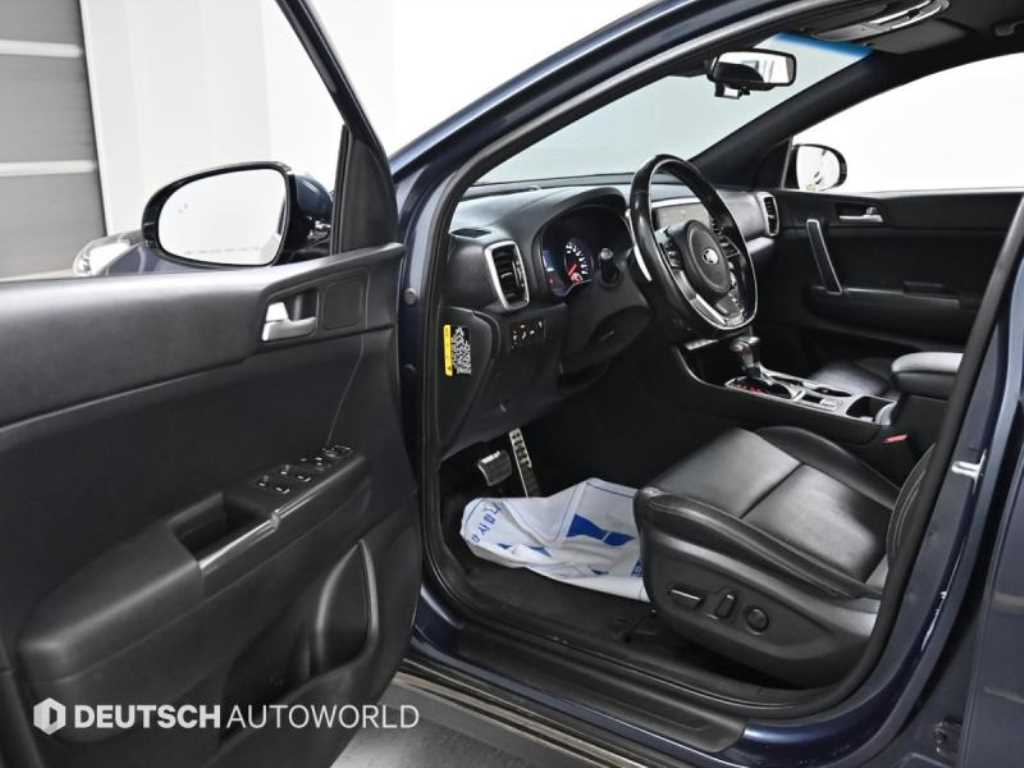 KIA Sportage - Vista 11