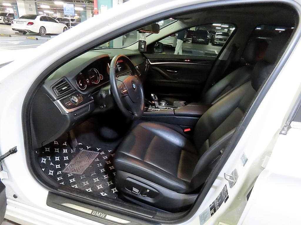 BMW 5 Series - Vista 6