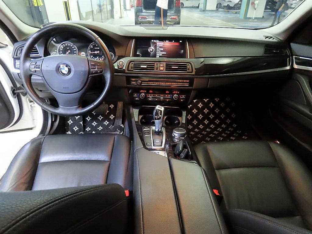 BMW 5 Series - Vista 10
