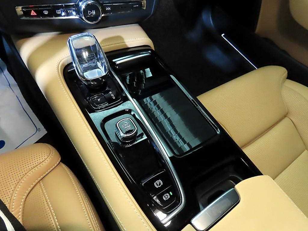 Volvo S90 - Vista 12