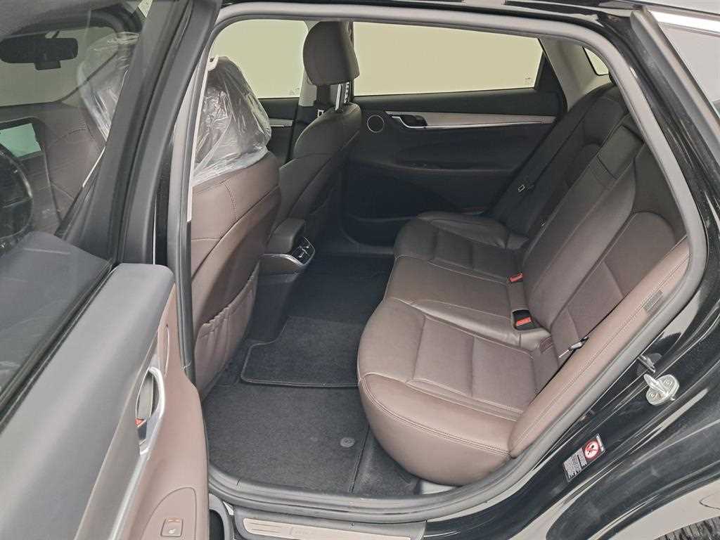 HYUNDAI Grandeur - Vista 12