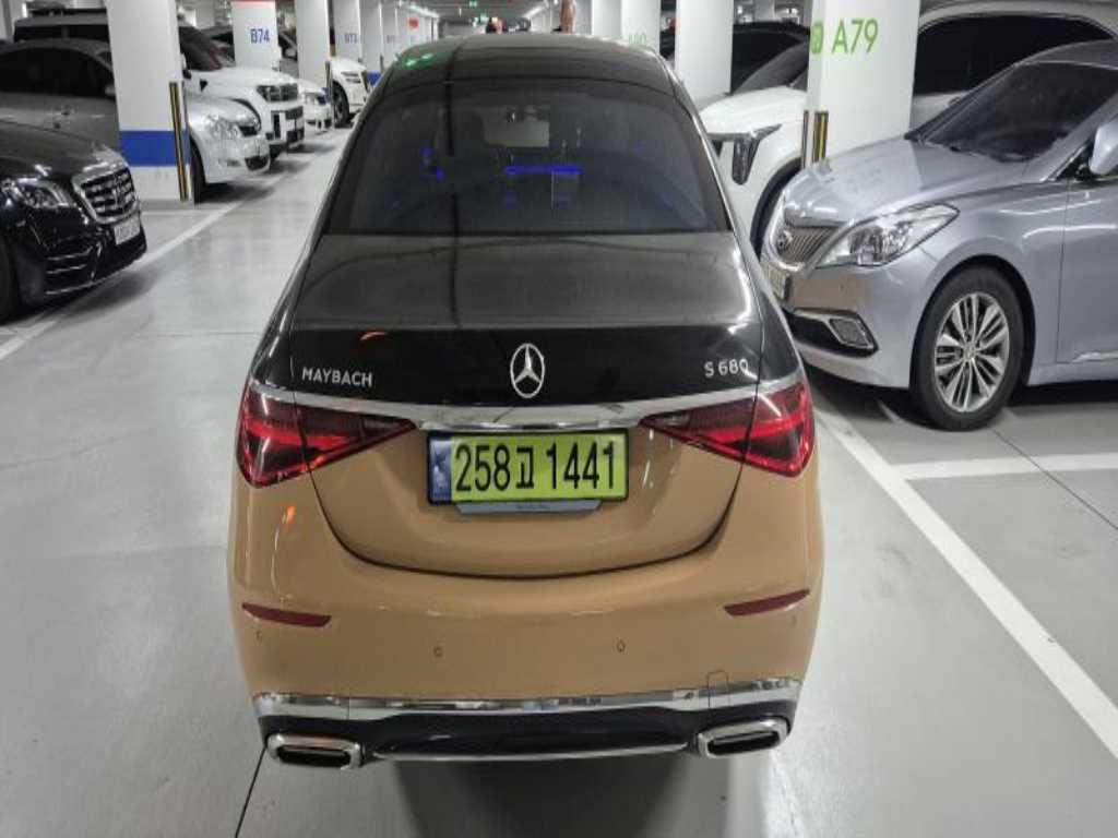 Mercedes Benz S Class - Vista 5