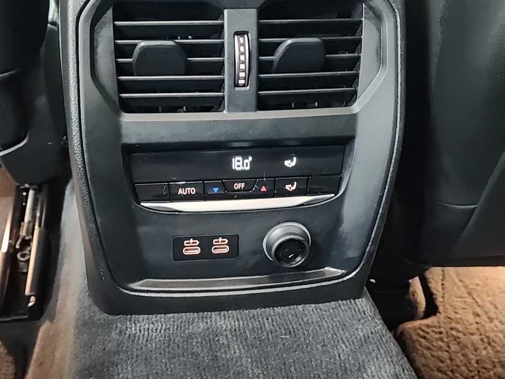 BMW 3 series 2020 Negro - Importación desde Corea - HF Imports Iquique - Foto 13