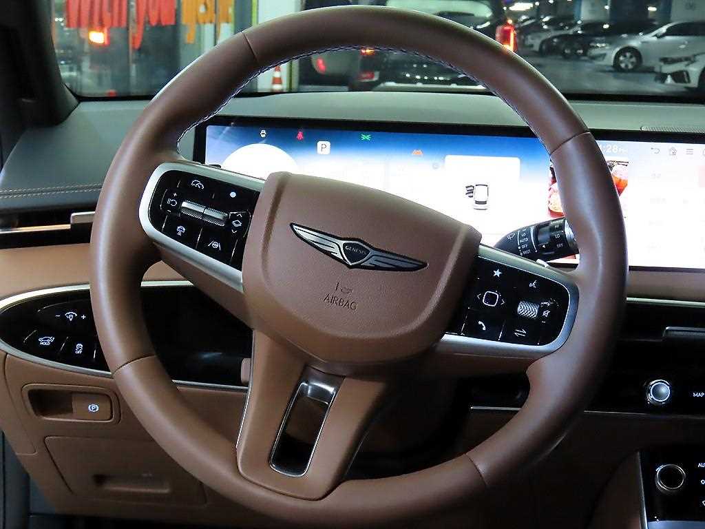 Genesis GV70 - Vista 8