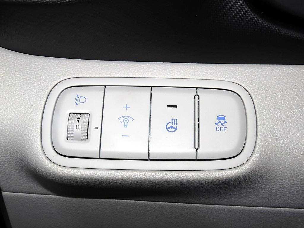 HYUNDAI Venue 2023 Blanco - Importación desde Corea - HF Imports Iquique - Foto 14