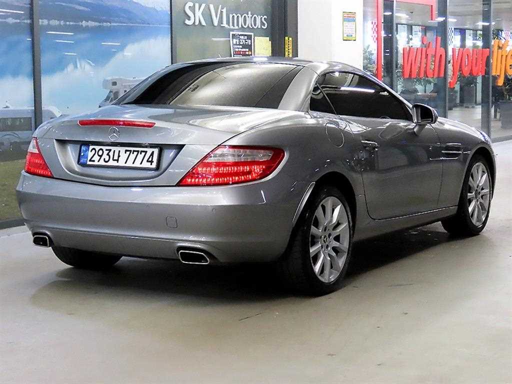 Mercedes Benz SLK Class - Vista 4