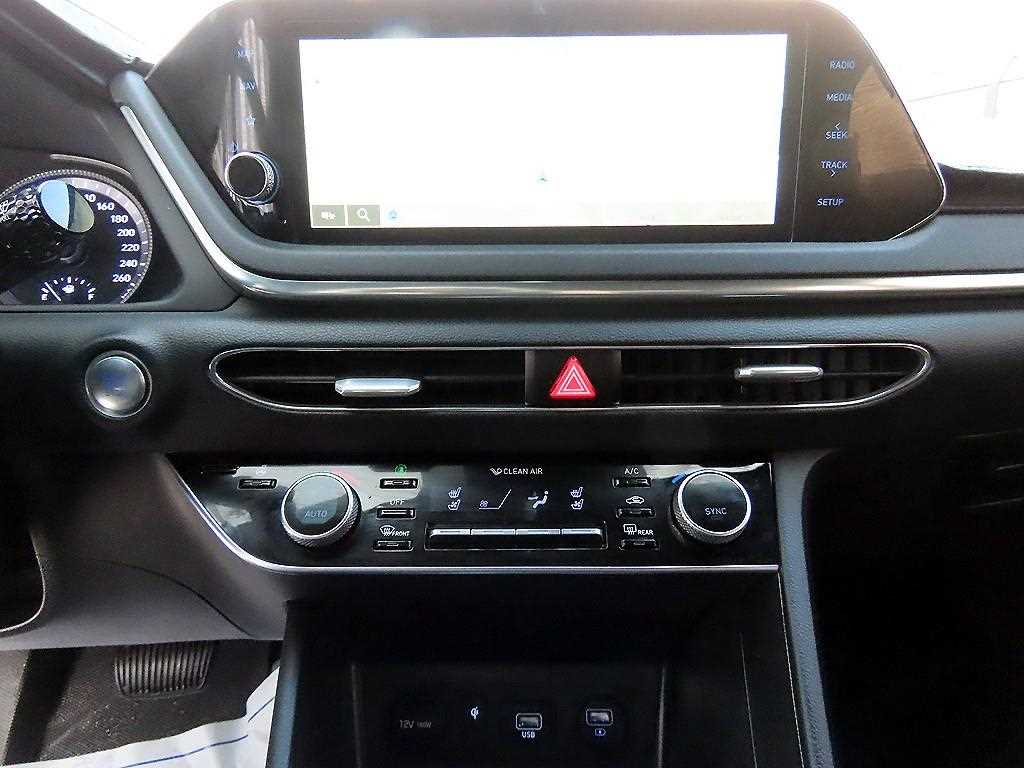 HYUNDAI Sonata - Vista 12