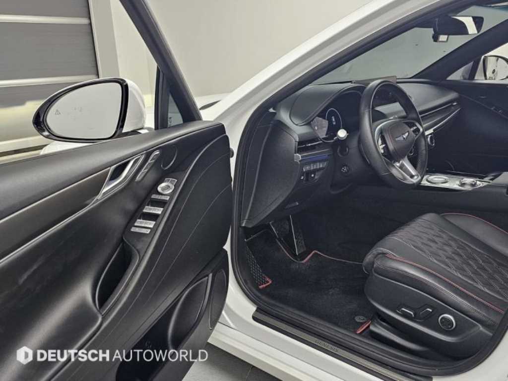 Genesis G80 - Vista 11