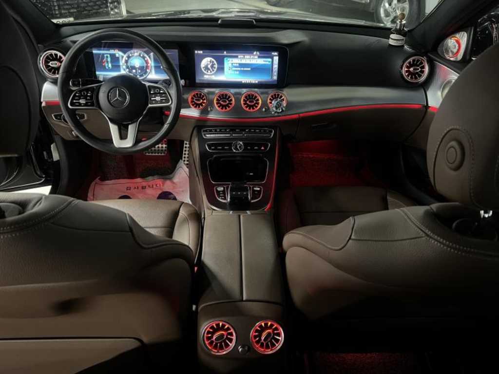 Mercedes Benz E class - Vista 7