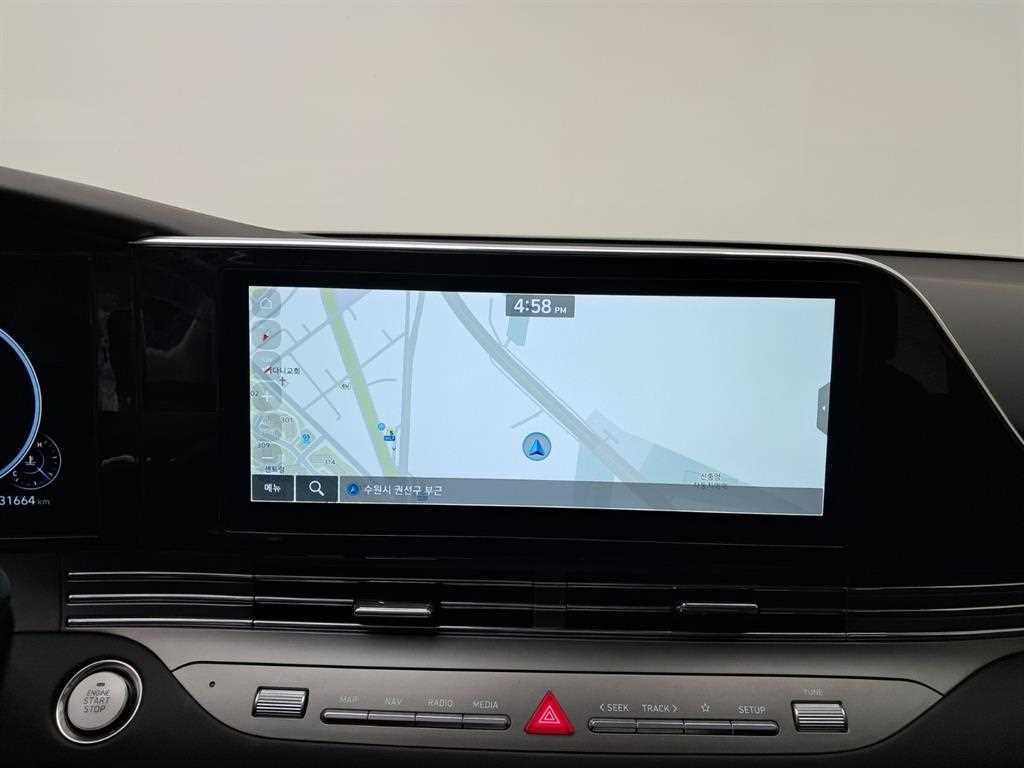 HYUNDAI Grandeur - Vista 9