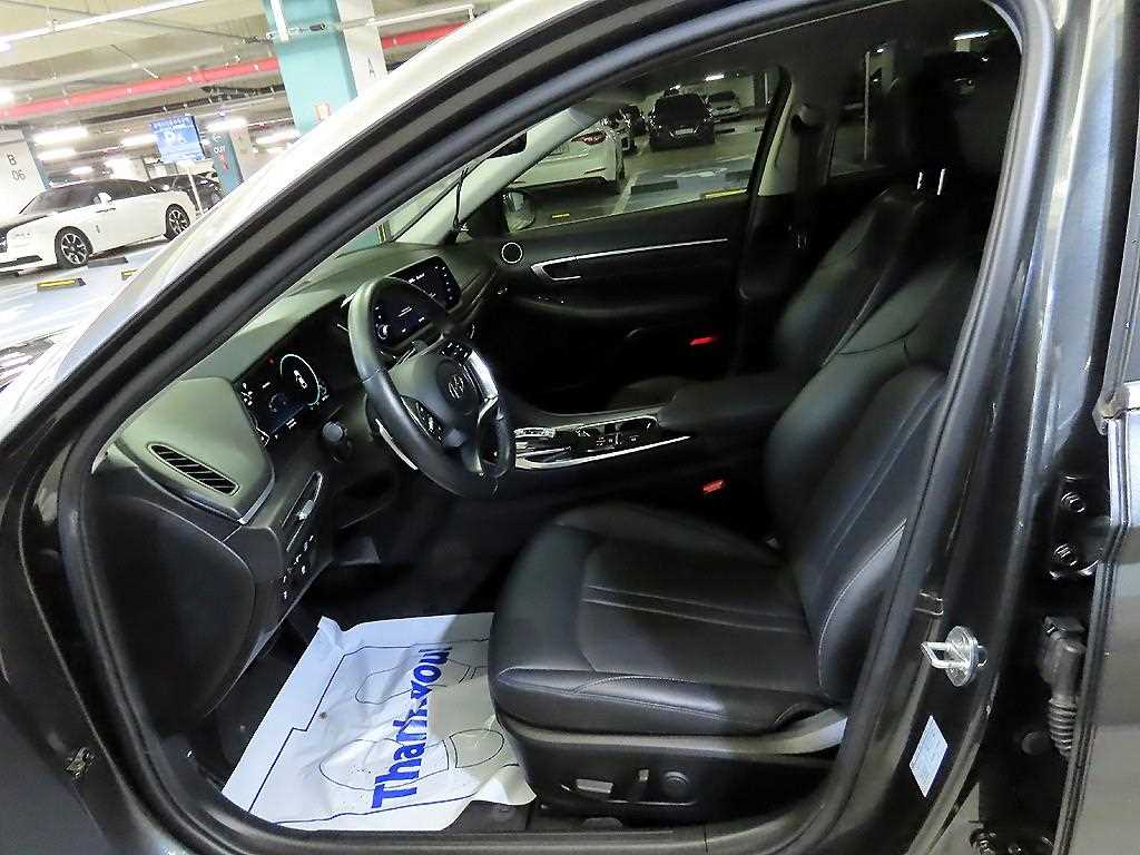 HYUNDAI Sonata - Vista 6