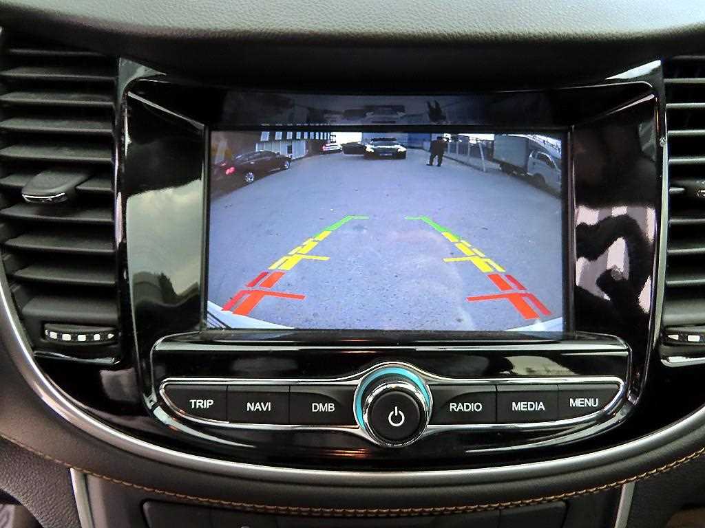 Chevrolet Trax 2018 Blanco - Importación desde Corea - HF Imports Iquique - Foto 14