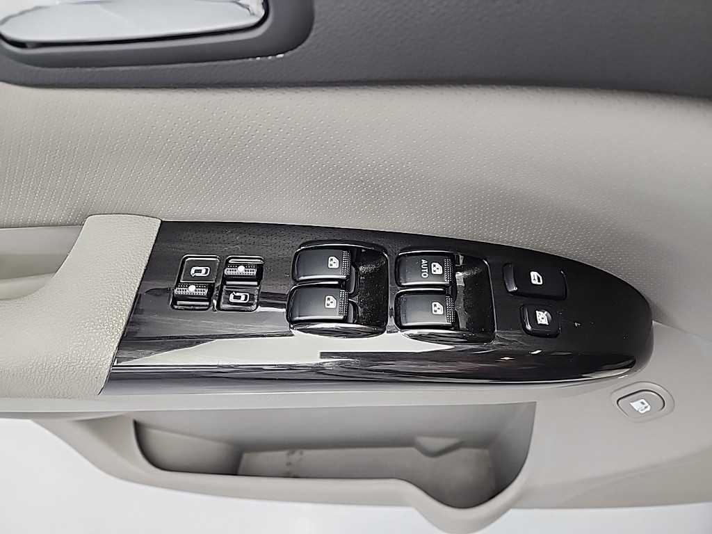 KIA Carnival 2013 Blanco - Importación desde Corea - HF Imports Iquique - Foto 15