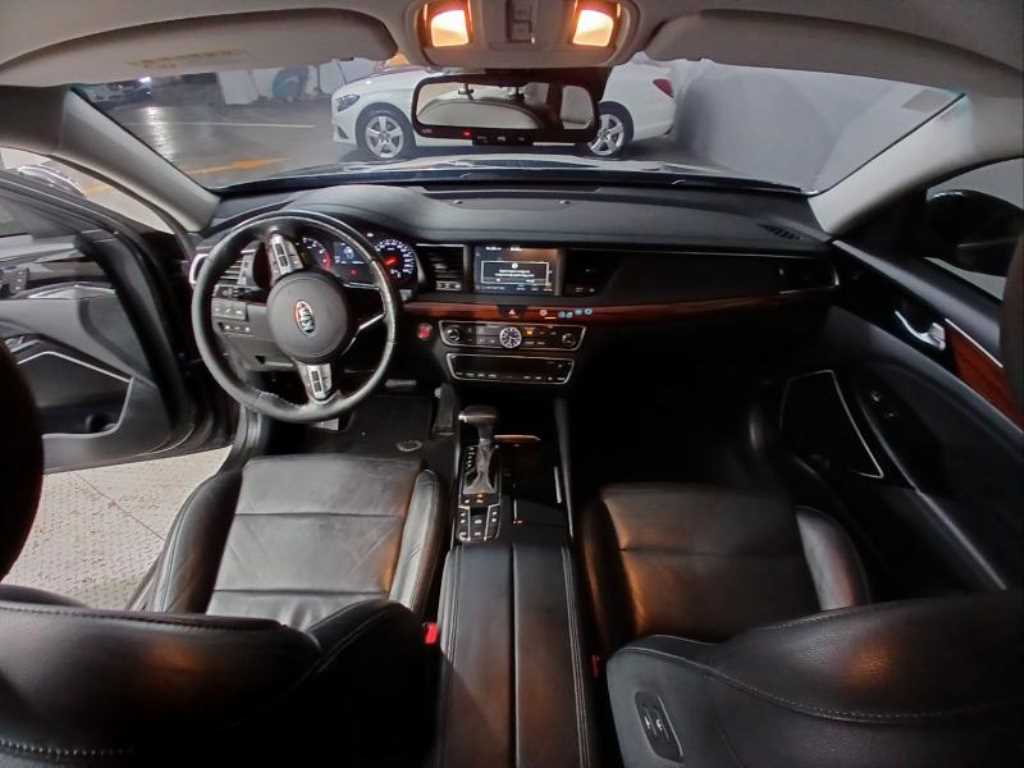 KIA K7 - Vista 6