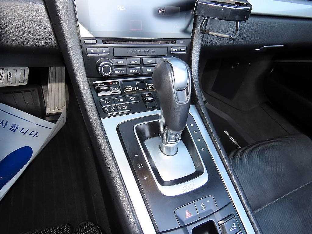 Porsche 911 2017 Rojo - Importación desde Corea - HF Imports Iquique - Foto 13