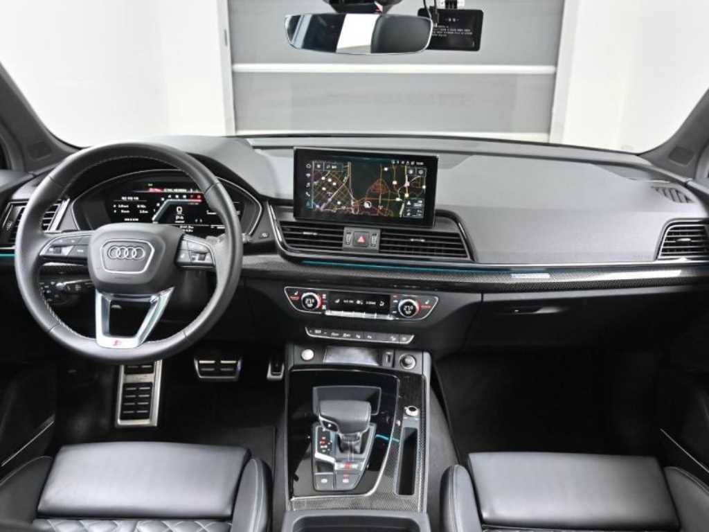 Audi SQ5 - Vista 7