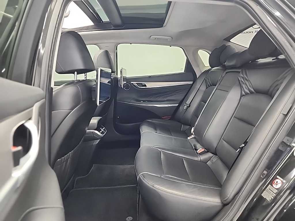 HYUNDAI Grandeur - Vista 12