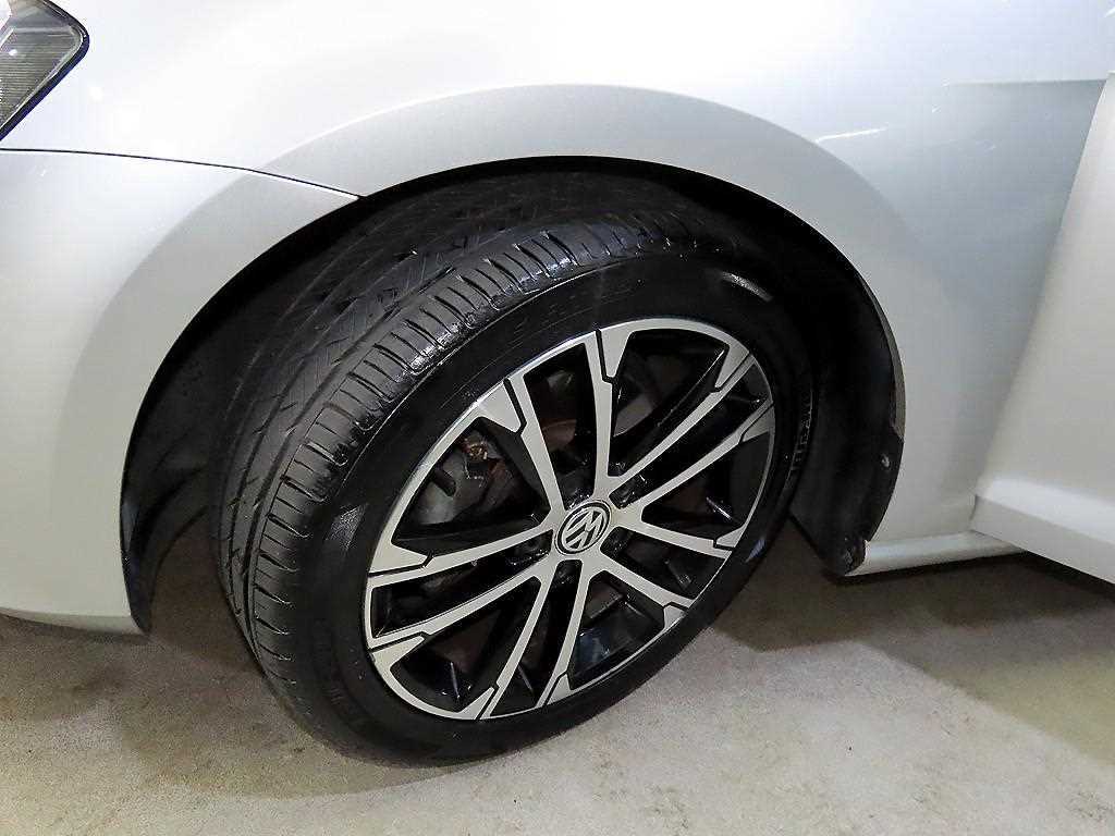 Volkswagen Golf 2014 Gris - Importación desde Corea - HF Imports Iquique - Foto 19