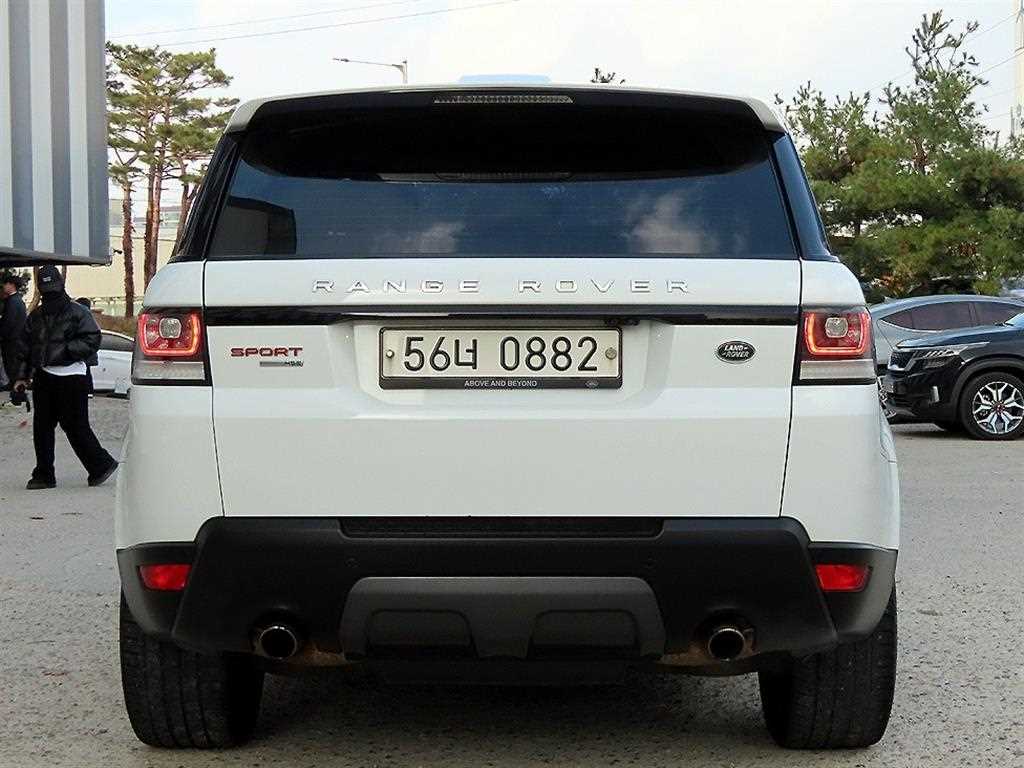 Land Rover Range Rover Sports - Vista 4