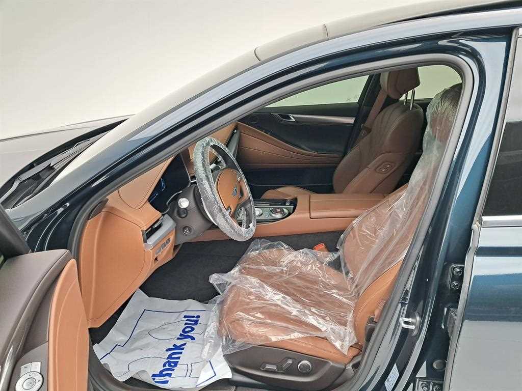 Genesis G80 - Vista 11