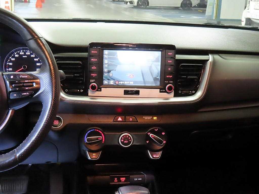 KIA Stonic - Vista 11