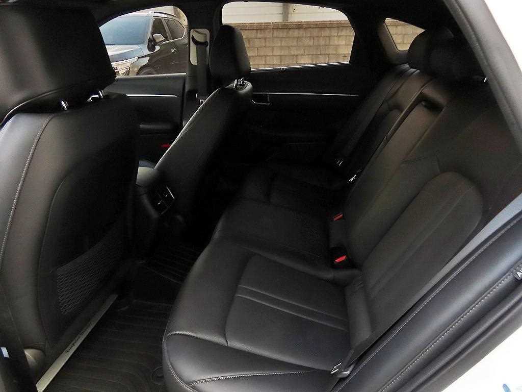 HYUNDAI Sonata - Vista 6