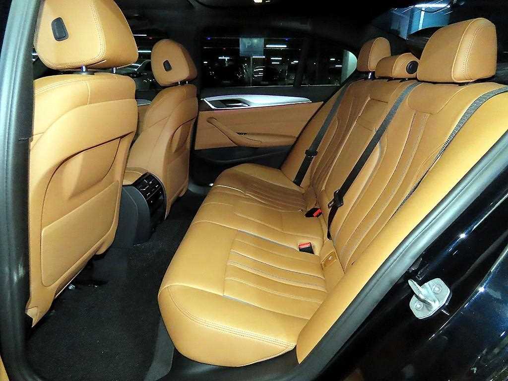 BMW 5 Series - Vista 7