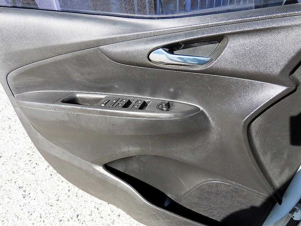 Chevrolet Spark - Vista 11