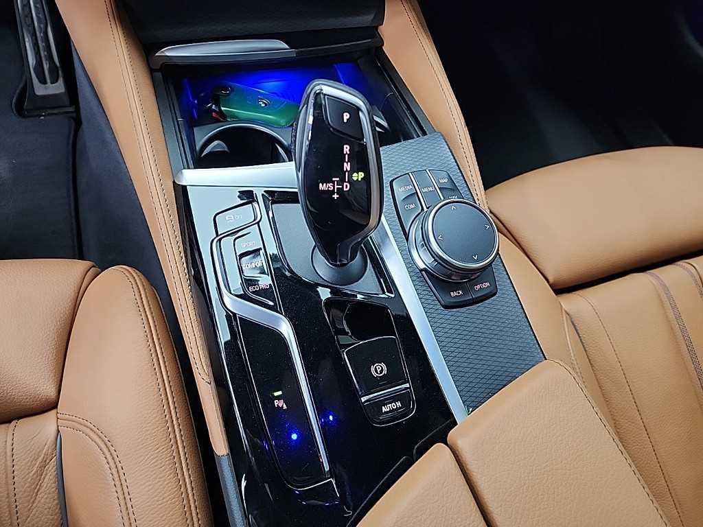 BMW 5 Series - Vista 8