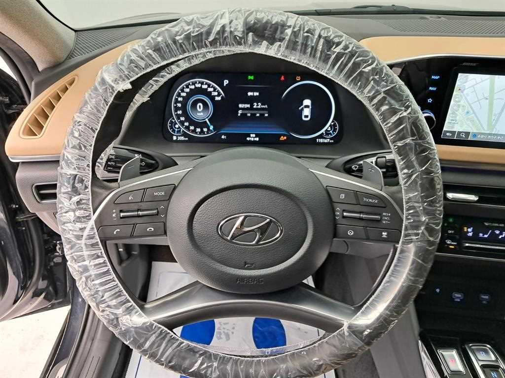 HYUNDAI Sonata - Vista 7