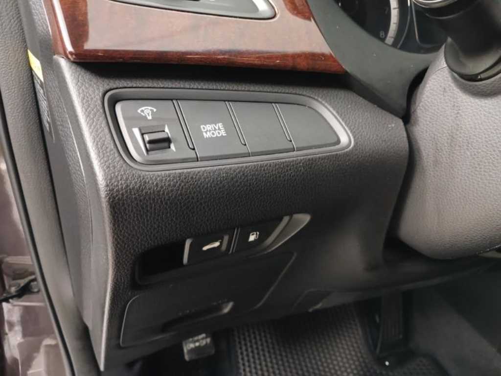 HYUNDAI Grandeur - Vista 12