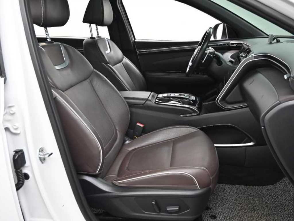 HYUNDAI Tucson - Vista 10