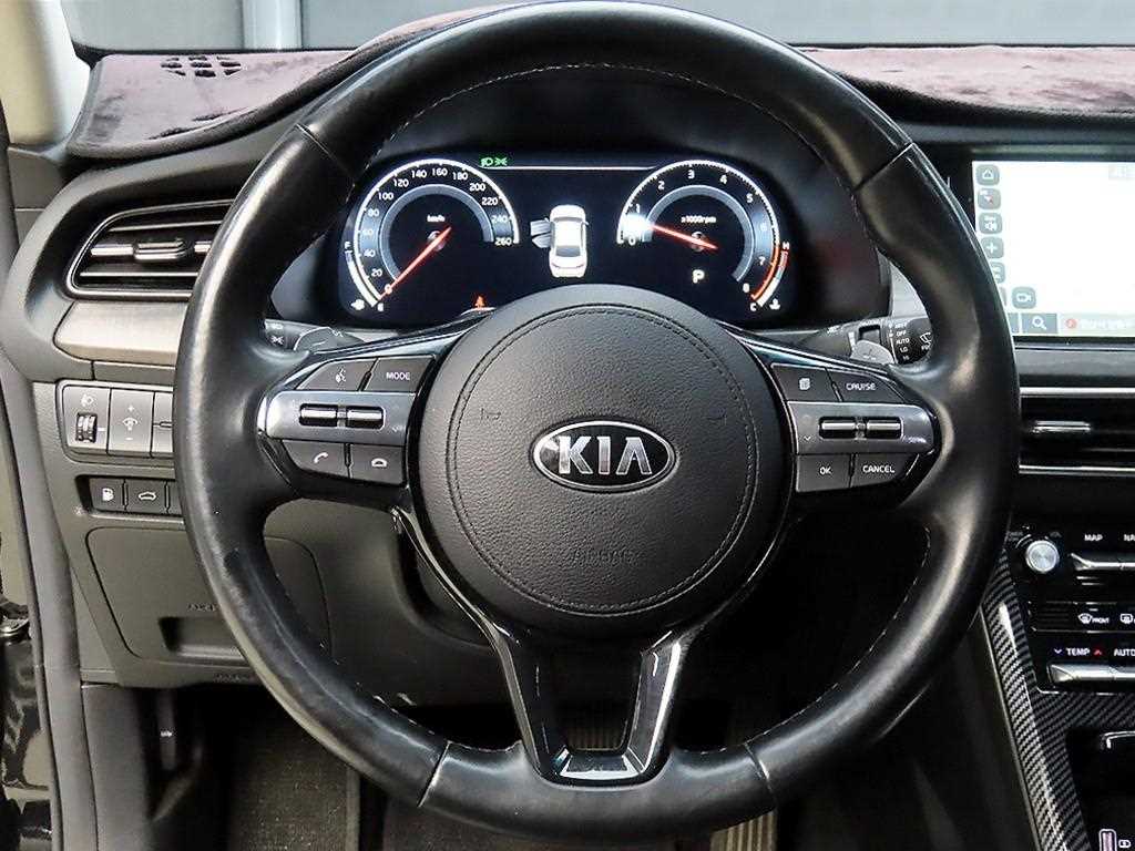 KIA K7 - Vista 9