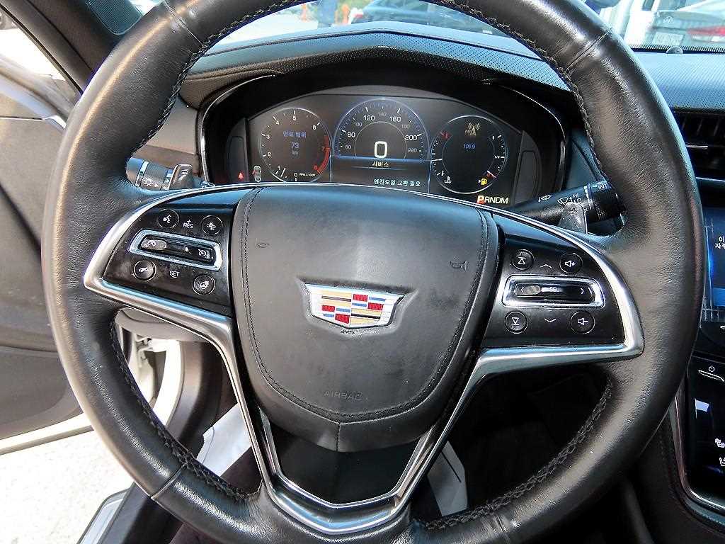Cadillac CTS - Vista 8