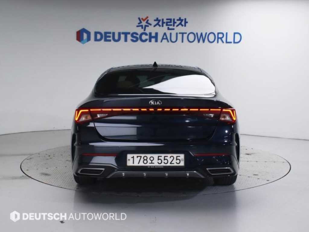 KIA K5 - Vista 4