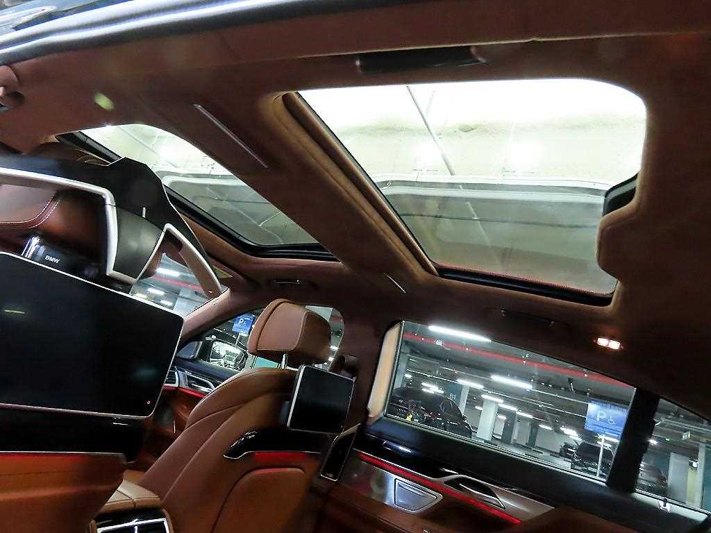 BMW 7 Series 2017 Negro - Importación desde Corea - HF Imports Iquique - Foto 16