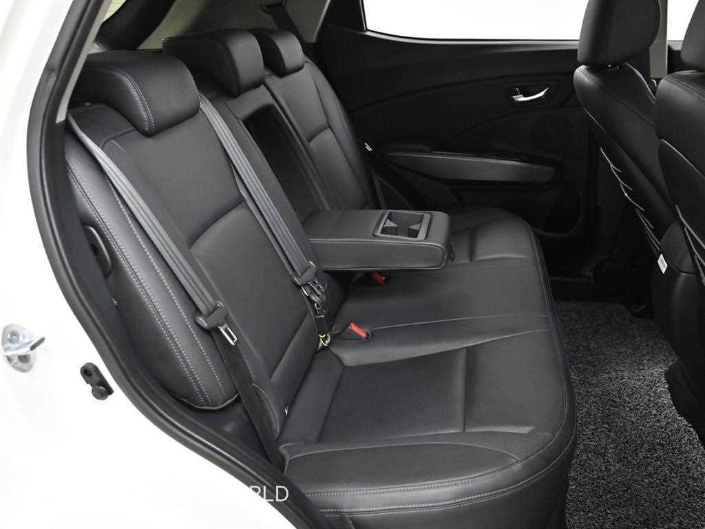 Ssangyong Tivoli - Vista 12