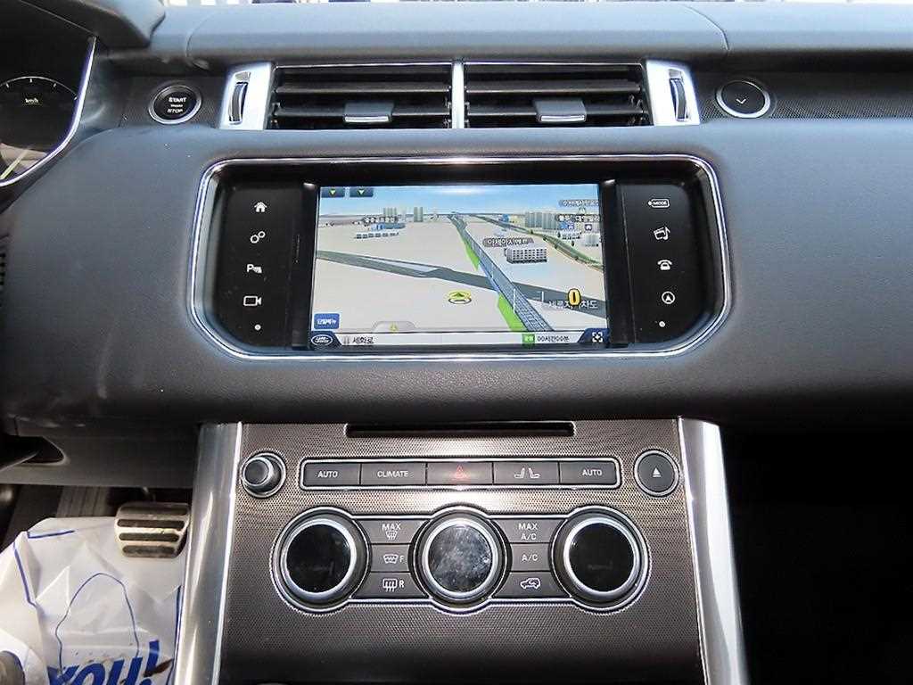 Land Rover Range Rover Sports - Vista 12