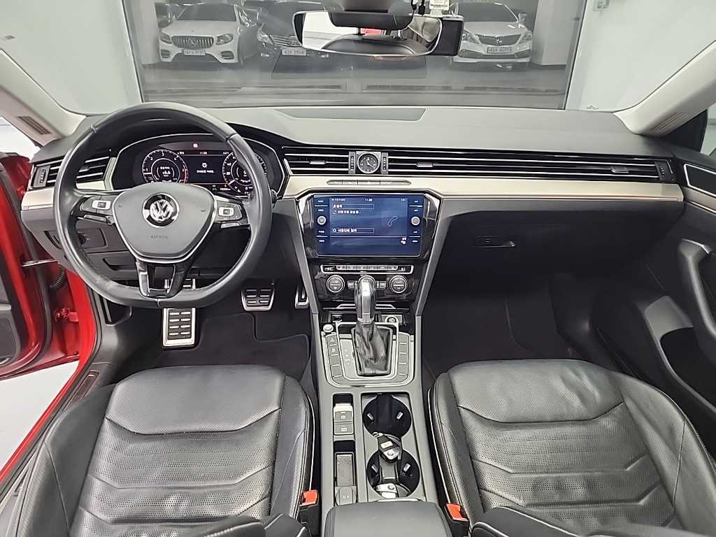 Volkswagen Arteon - Vista 7