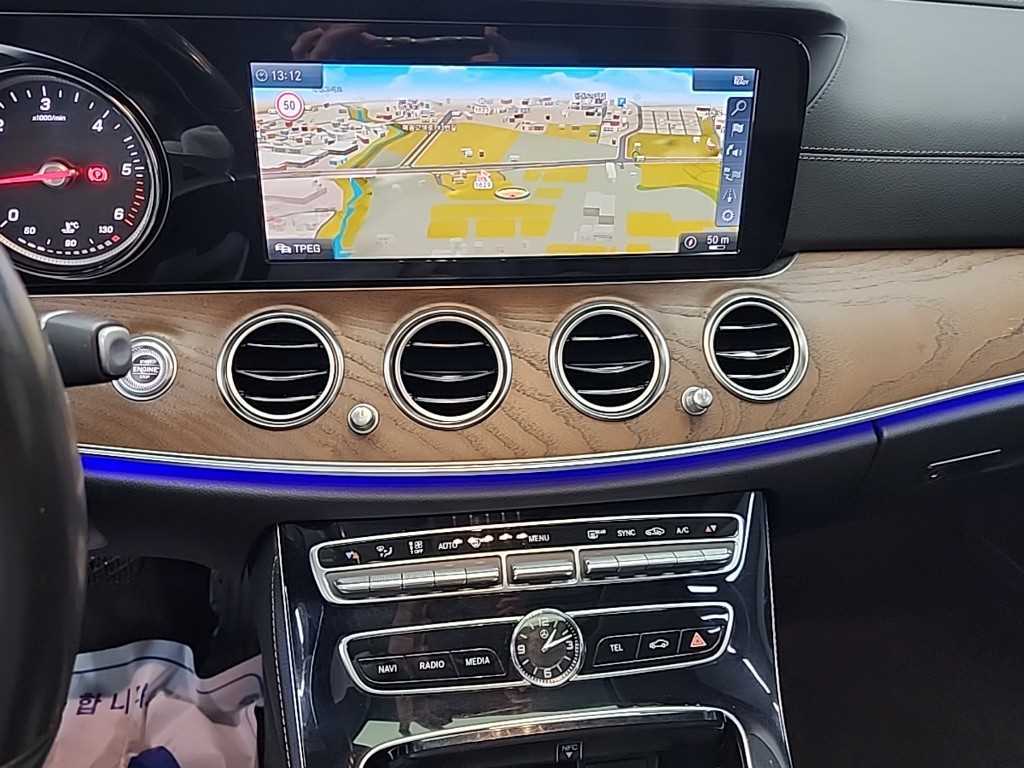 Mercedes Benz E class 2019 Blanco - Importación desde Corea - HF Imports Iquique - Foto 15