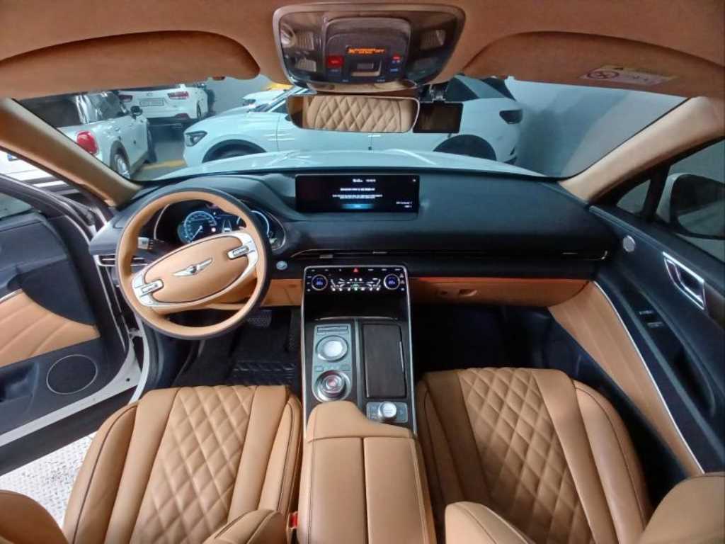 Genesis GV80 - Vista 6