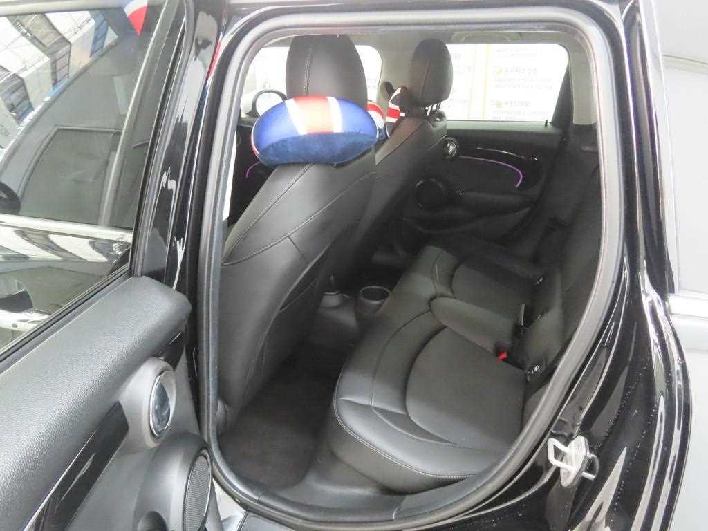 Mini Cooper - Vista 6