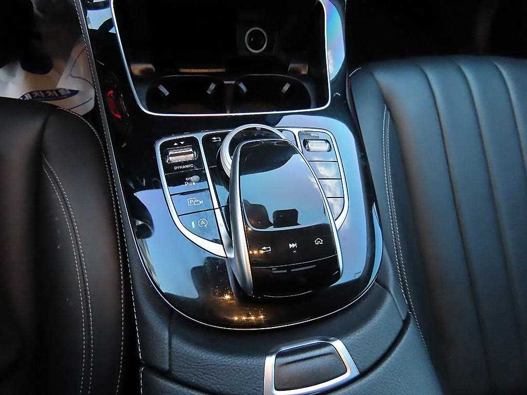 Mercedes Benz E class 2018 Azul - Importación desde Corea - HF Imports Iquique - Foto 14